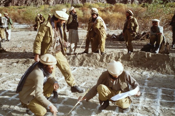 Mujahideen use satellite maps of the Keran and Minjon valley to match precise details on the model they are building.